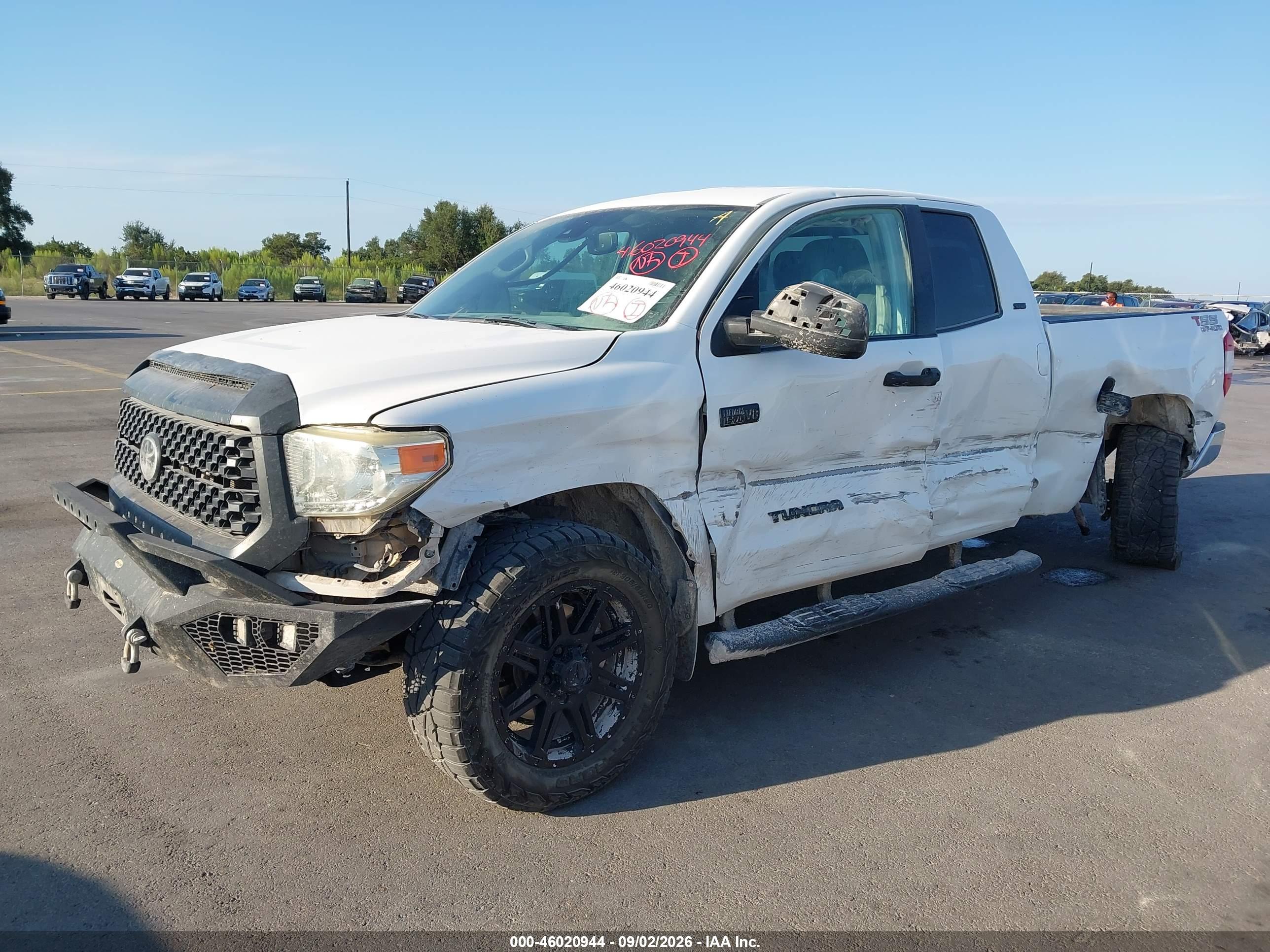 2020 TOYOTA TUNDRA SR5 — I2