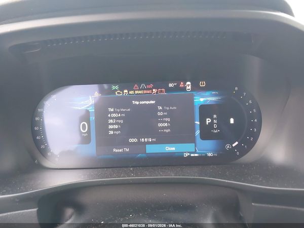 2025 VOLVO XC40 B5 CORE BRIGHT THEME — I7