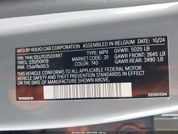 2025 VOLVO XC40 B5 CORE BRIGHT THEME — I9