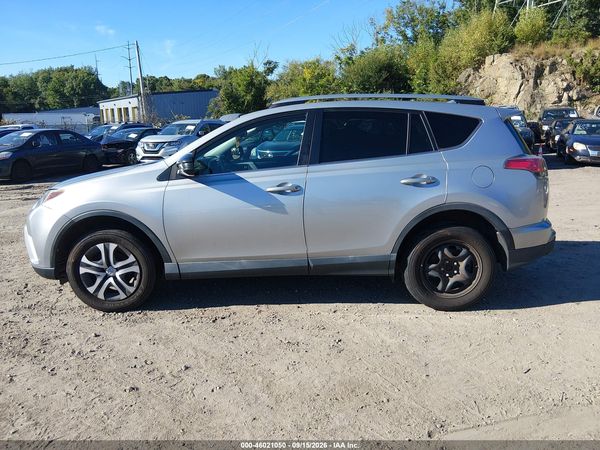 2017 TOYOTA RAV4 LE — I117