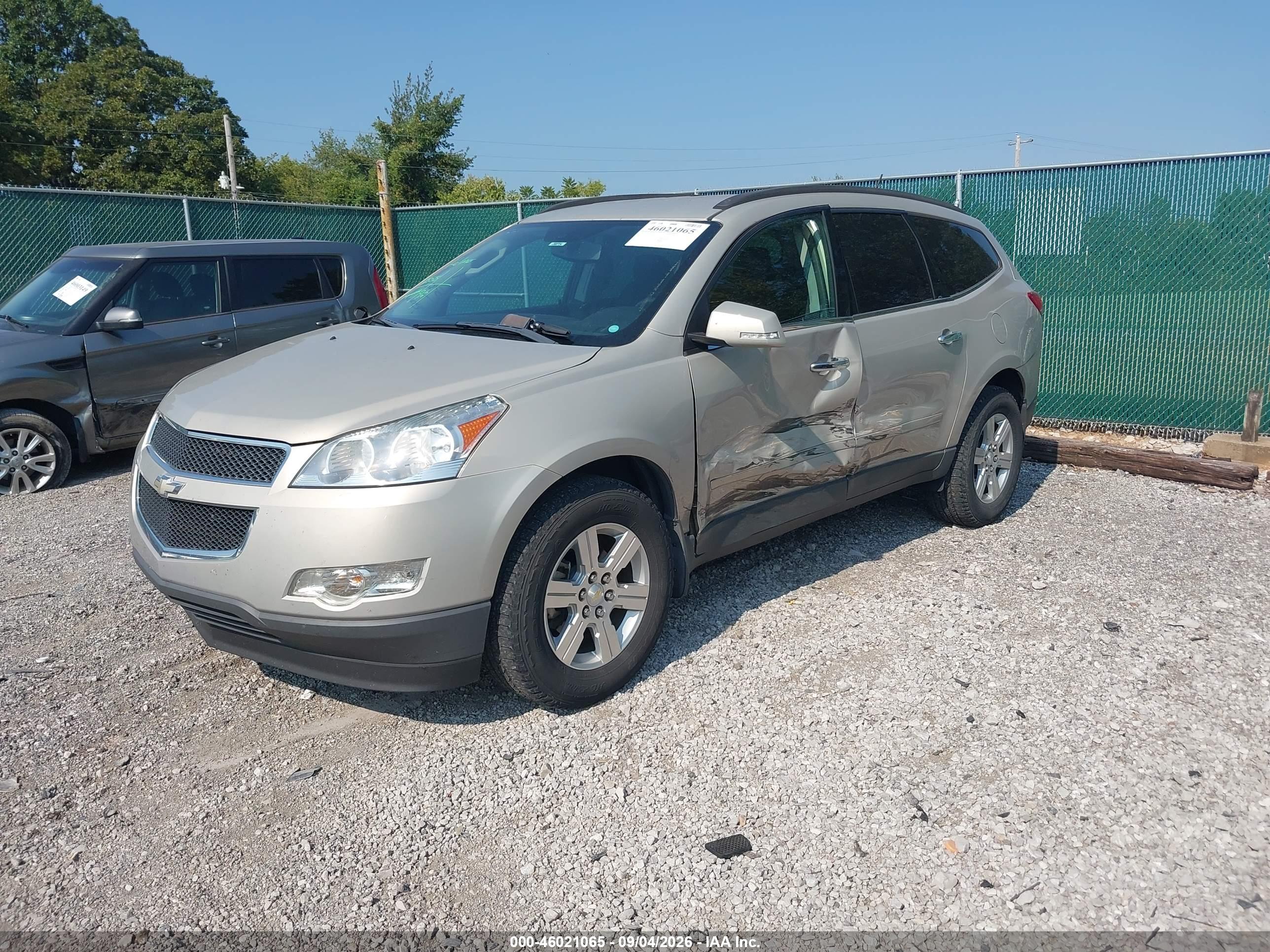 2012 CHEVROLET TRAVERSE 1LT — I2