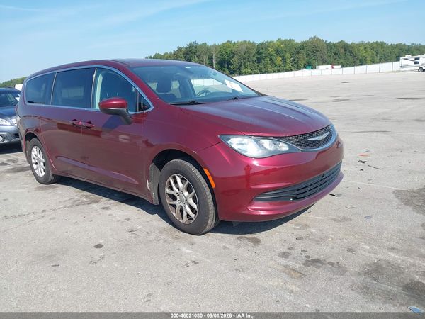2017 CHRYSLER PACIFICA TOURING — I1