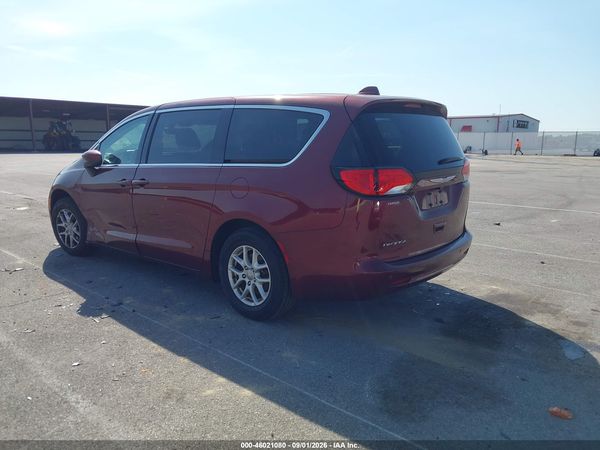 2017 CHRYSLER PACIFICA TOURING — I3