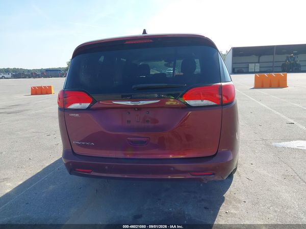 2017 CHRYSLER PACIFICA TOURING — I119