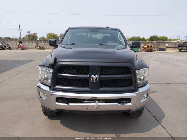2018 RAM 2500 TRADESMAN  4X4 6'4 BOX