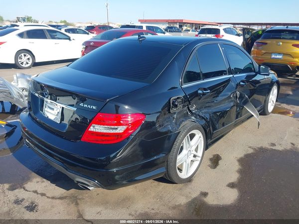 2012 MERCEDES-BENZ C 300 — I4