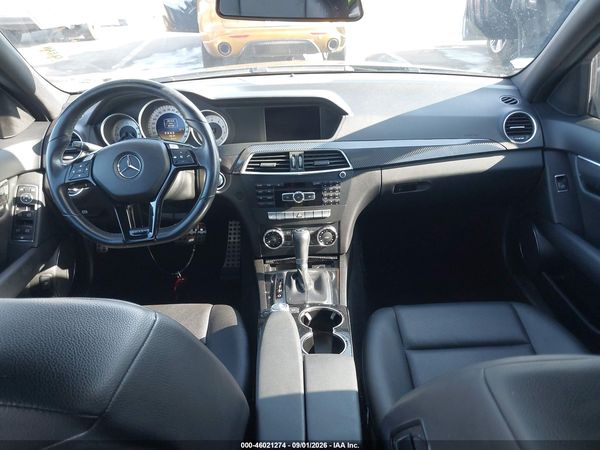 2012 MERCEDES-BENZ C 300 — I5