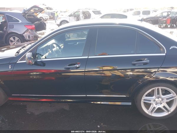 2012 MERCEDES-BENZ C 300 — I117