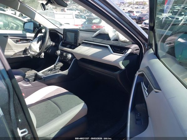 2021 TOYOTA RAV4 XLE — I5