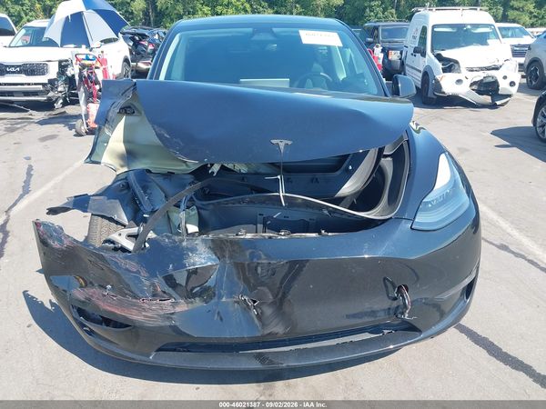 2024 TESLA MODEL Y — I6