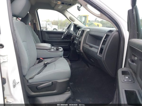 2019 RAM 1500 CLASSIC TRADESMAN  4X2 5'7 BOX