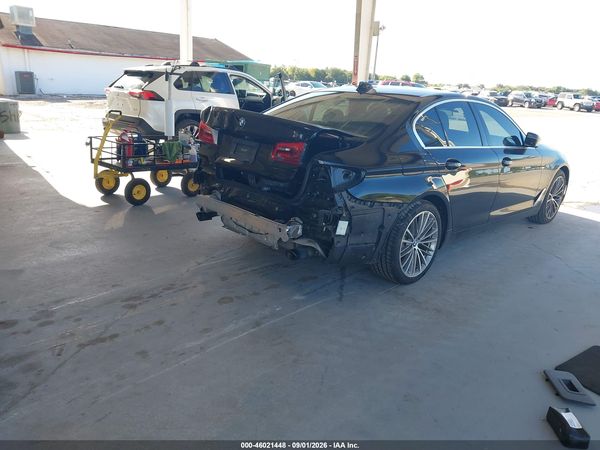 2019 BMW 530I — I4
