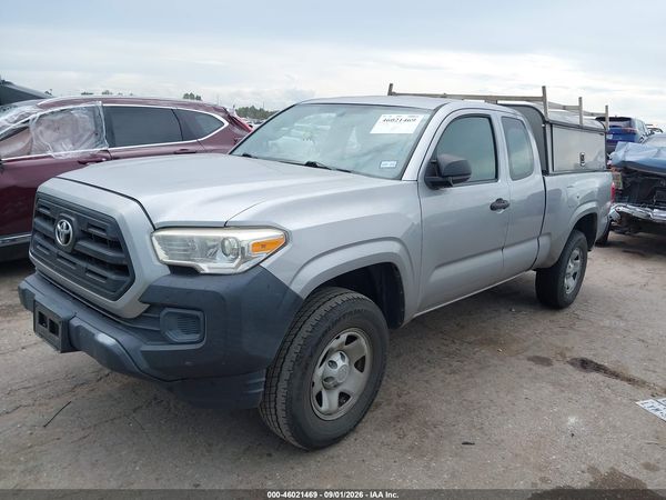 2017 TOYOTA TACOMA SR — I2