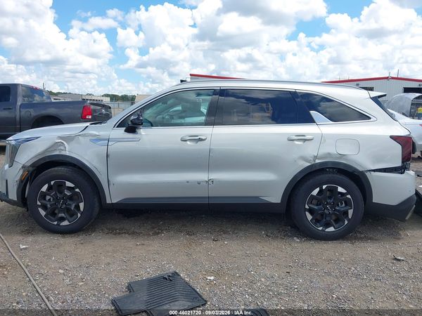 2026 KIA SORENTO S — I117