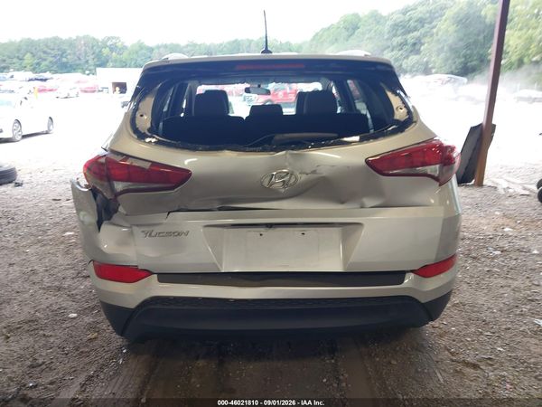 2016 HYUNDAI TUCSON SE — I119