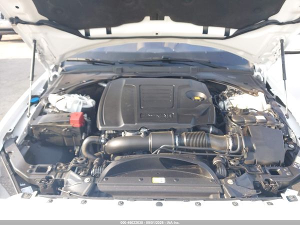 2018 JAGUAR XE 25T PREMIUM