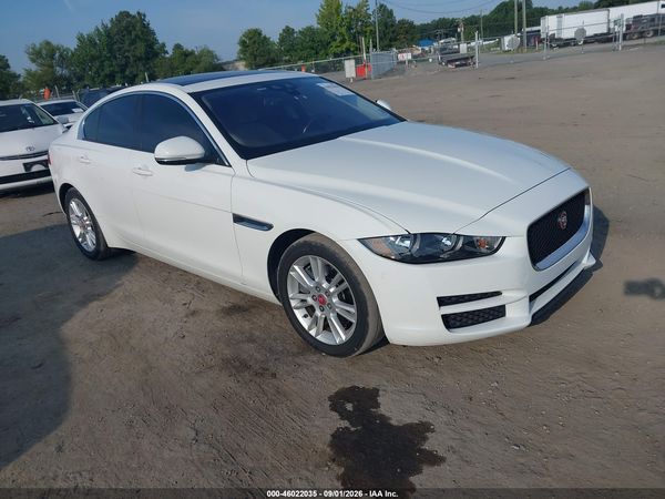 2018 JAGUAR XE 25T PREMIUM
