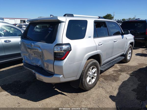 2024 TOYOTA 4RUNNER SR5 PREMIUM — I4