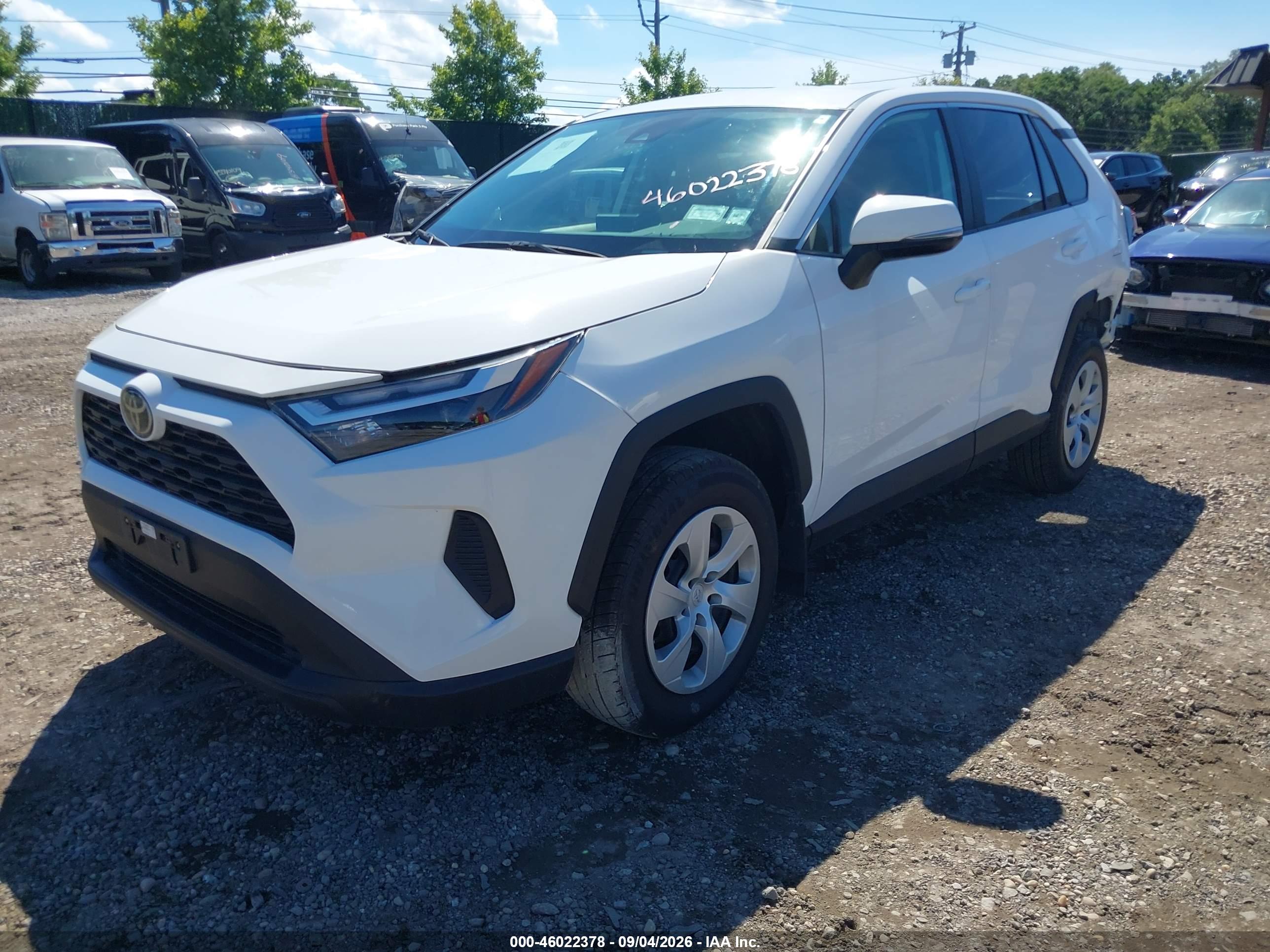 2023 TOYOTA RAV4 LE — I2