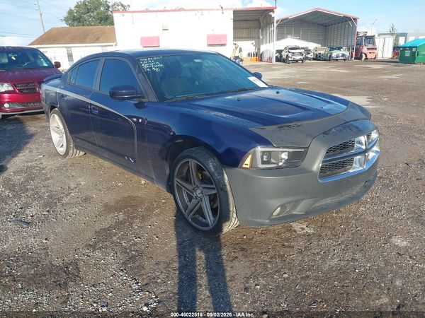2014 DODGE CHARGER SE