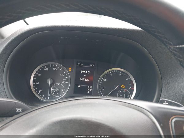 2019 MERCEDES-BENZ METRIS — I7
