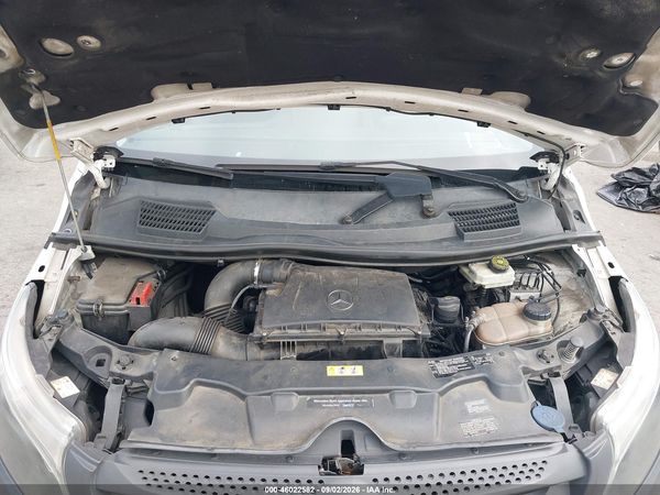 2019 MERCEDES-BENZ METRIS — I10