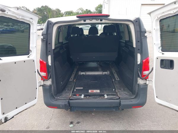 2019 MERCEDES-BENZ METRIS — I152