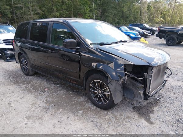 2015 DODGE GRAND CARAVAN R/T — I1