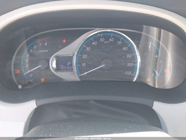2014 TOYOTA SIENNA XLE V6 8 PASSENGER — I7