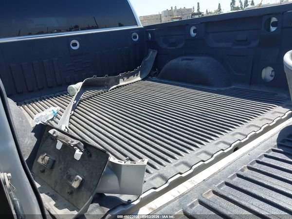 2015 CHEVROLET SILVERADO 1500 LT — I13