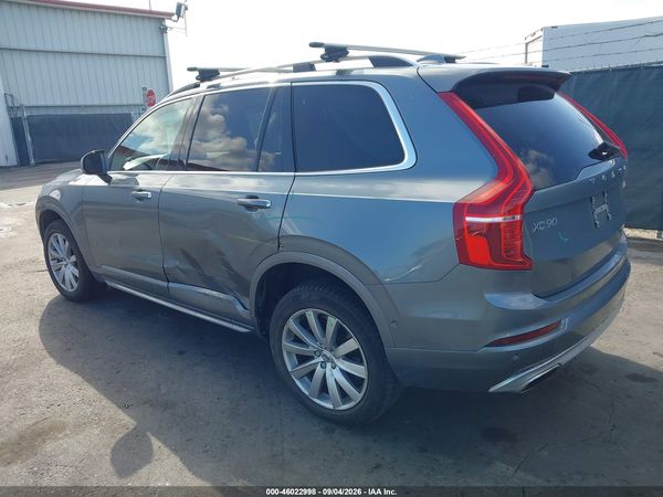 2018 VOLVO XC90 T6 MOMENTUM — I3