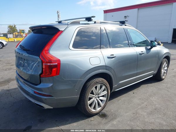 2018 VOLVO XC90 T6 MOMENTUM — I4