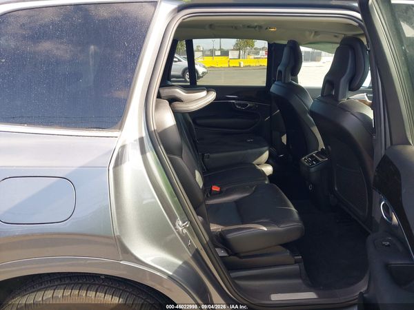 2018 VOLVO XC90 T6 MOMENTUM — I8