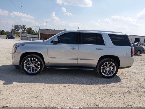 2018 CADILLAC ESCALADE PREMIUM LUXURY — I117