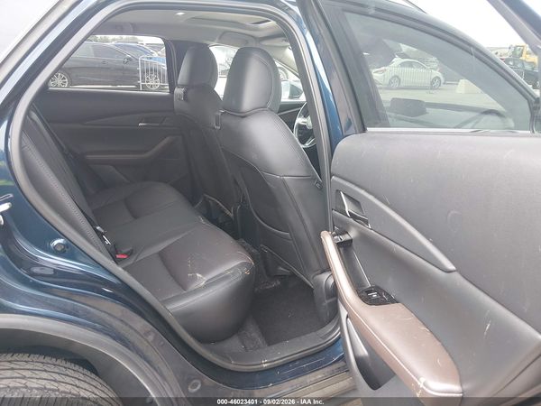 2021 MAZDA CX-30 PREMIUM — I8