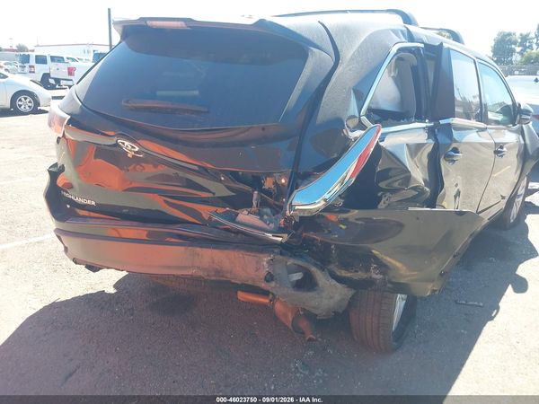 2016 TOYOTA HIGHLANDER LE — I6