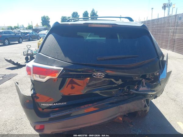 2016 TOYOTA HIGHLANDER LE — I119