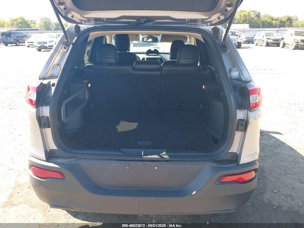 2018 JEEP CHEROKEE LATITUDE PLUS FWD — I152