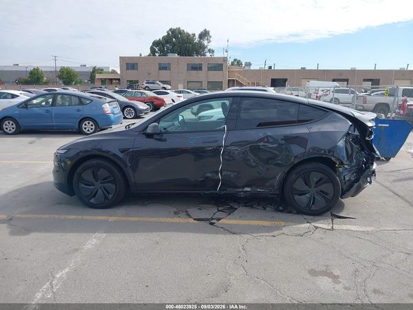 2026 TESLA MODEL Y — I117