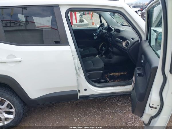 2016 JEEP RENEGADE LATITUDE — I5
