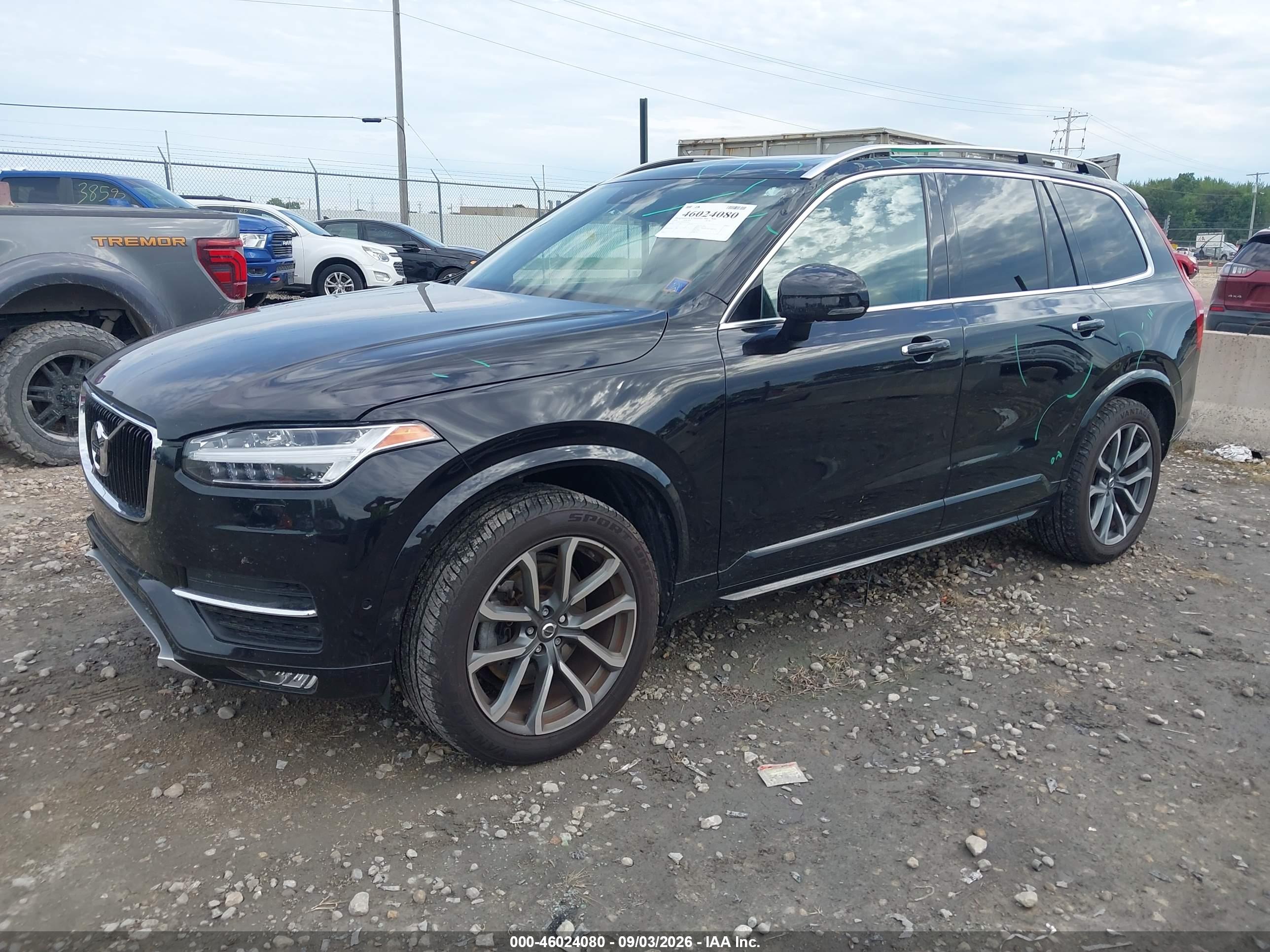 2018 VOLVO XC90 T6 MOMENTUM — I2
