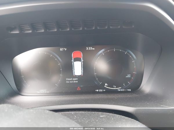 2018 VOLVO XC90 T6 MOMENTUM — I7