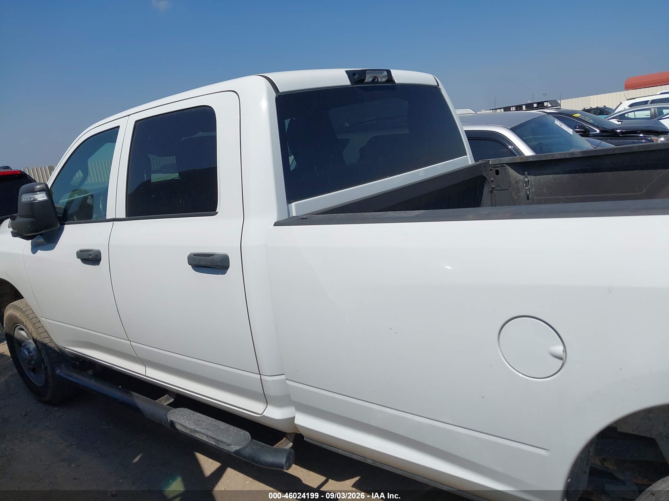 2024 RAM 2500 TRADESMAN  4X4 8' BOX