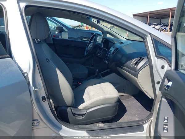 2016 KIA FORTE LX — I5