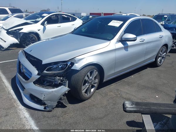 2018 MERCEDES-BENZ C 300 — I2