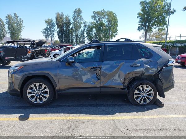 2024 TOYOTA RAV4 XLE PREMIUM — I117