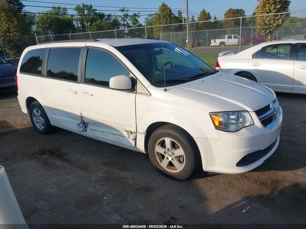2013 DODGE GRAND CARAVAN SXT — I1