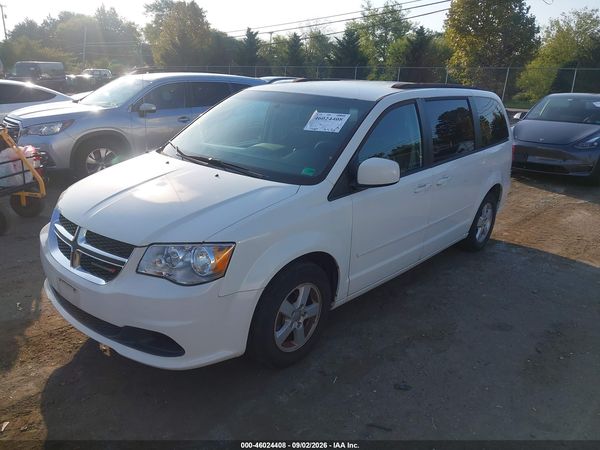 2013 DODGE GRAND CARAVAN — I2
