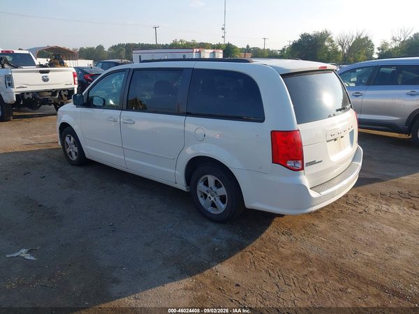 2013 DODGE GRAND CARAVAN SXT — I3