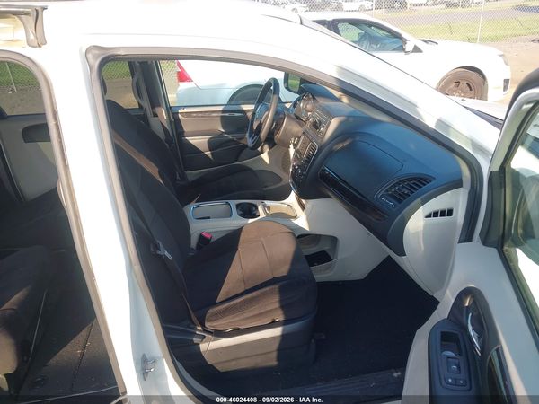 2013 DODGE GRAND CARAVAN SXT — I5